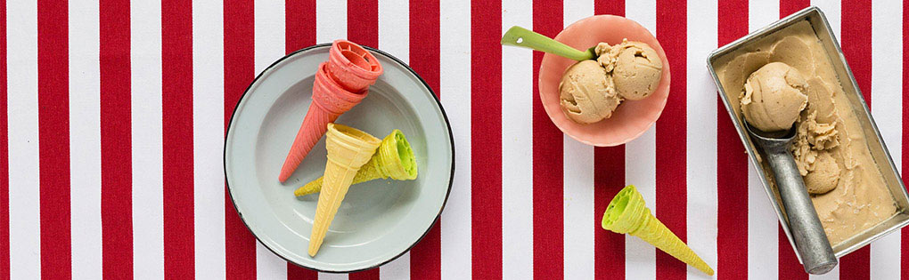 BANANA AND COFFEE ICE CREAM BANANA AND COFFEE ICE CREAM